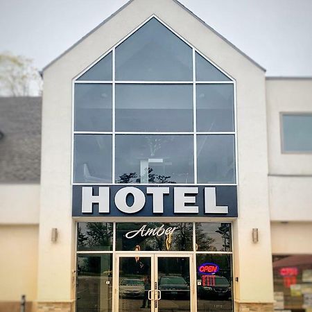 Amber Hotel Гранд-Бенд Экстерьер фото
